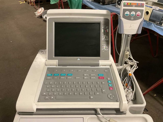 Ge mac 5500 ecg analyse systeem - afbeelding 5 van  6