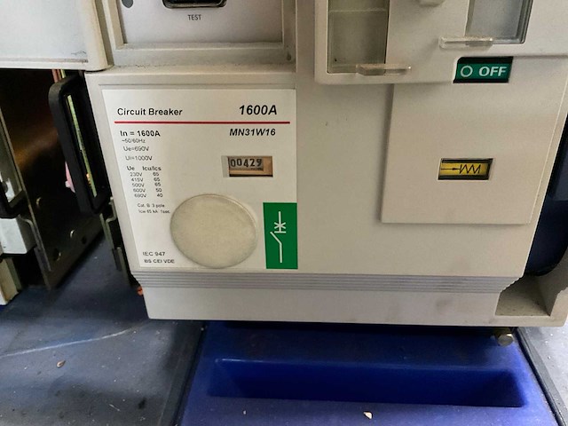 Ge mn31w25 1600 a air circuit breker - afbeelding 4 van  4