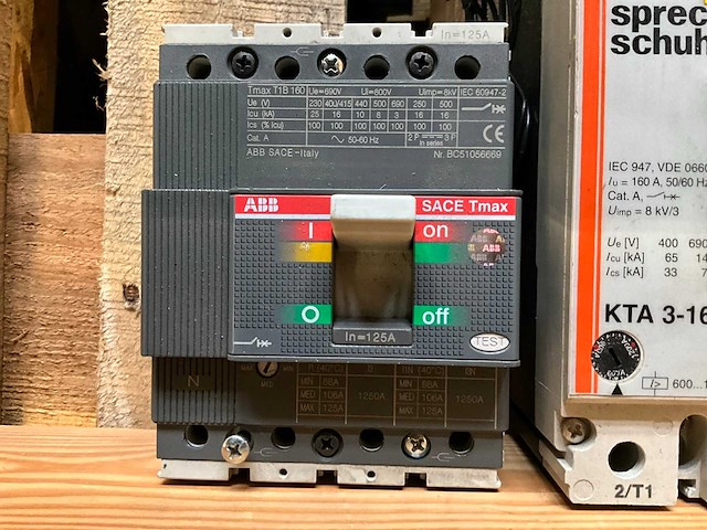 Ge / sprecher schuh / abb mccb circuit breaker (9x) - afbeelding 4 van  5