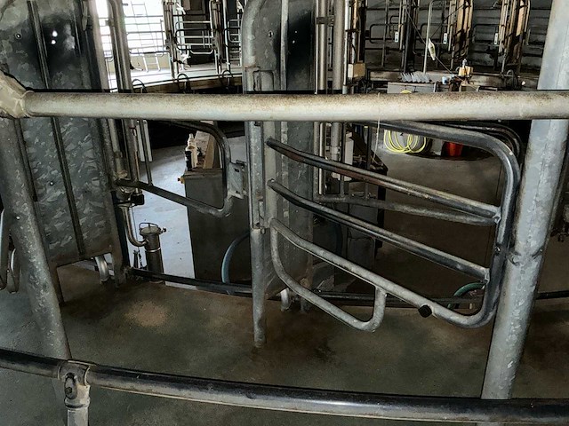 Gea gerobotiseerde melkcarrousel - afbeelding 37 van  40