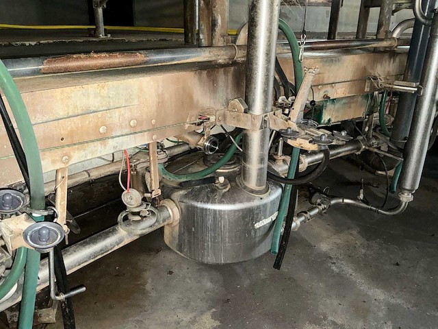 Gea gerobotiseerde melkcarrousel - afbeelding 12 van  40