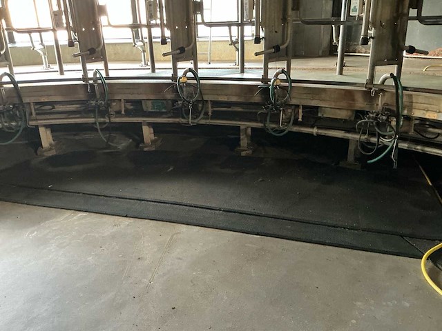 Gea gerobotiseerde melkcarrousel - afbeelding 23 van  40