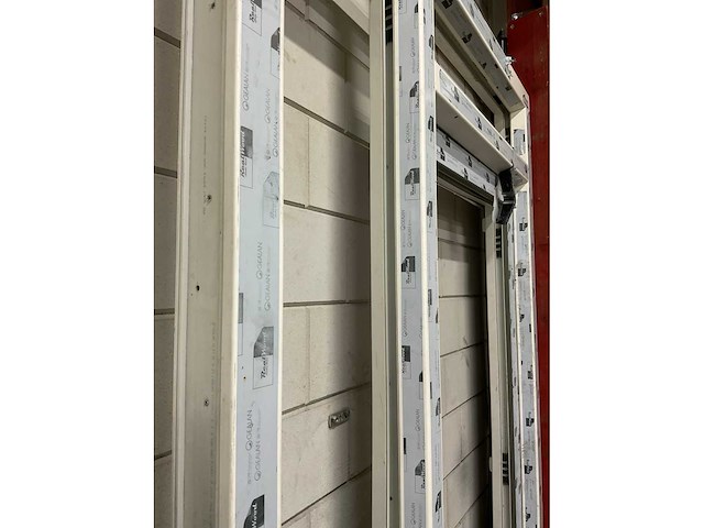 Gealan kunststof deurkozijn met zij- en bovenlicht - afbeelding 2 van  4