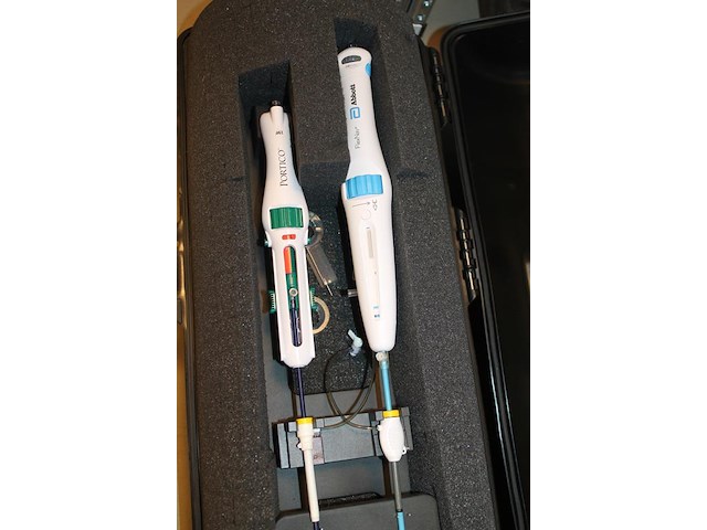 Geavanceerd kathetersysteem abbott flexnav met portico 19f in flightcase. - afbeelding 4 van  6