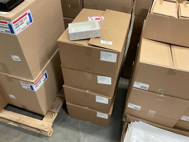 Gebaksdozen met venster (800x) - afbeelding 3 van  3