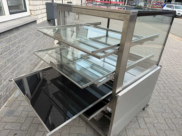 Gebakskoeling - schuif laden - koelvitrine - afbeelding 3 van  5