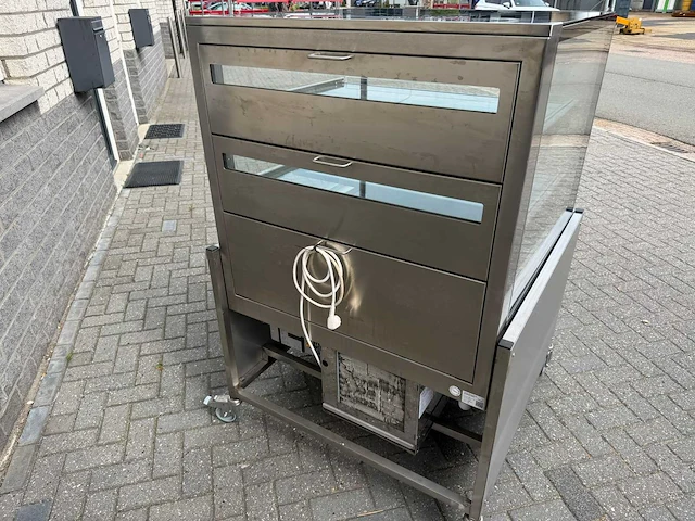 Gebakskoeling - schuif laden - koelvitrine - afbeelding 5 van  5