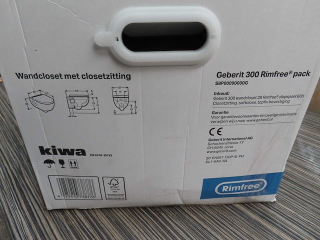 Geberit - 300 rimfree pack - toilet - afbeelding 2 van  2
