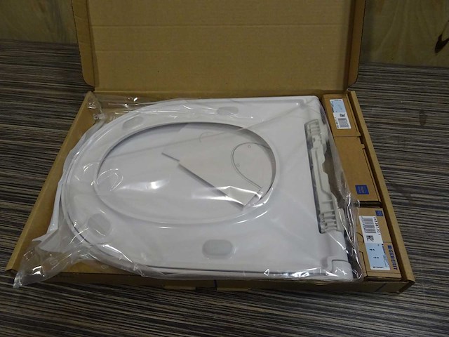 Geberit - 831.098.11.0 - toiletzitting met bril - afbeelding 1 van  2