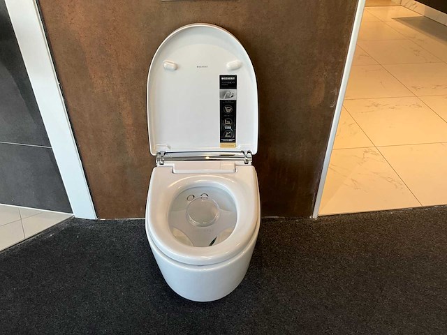 Geberit - aquaclean mera - douche wc - afbeelding 8 van  13
