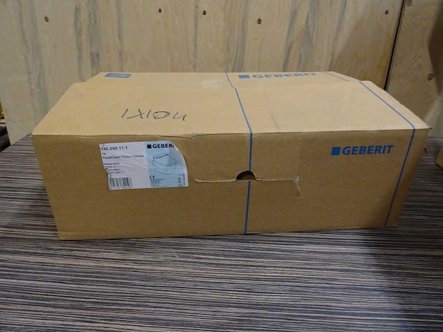 Geberit - aquaclean tuma classic - 146.090.11.1 - douche wc zitting - afbeelding 1 van  2