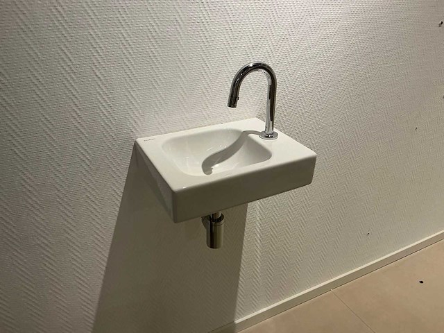 Geberit - fonteinset 38 cm - afbeelding 1 van  8