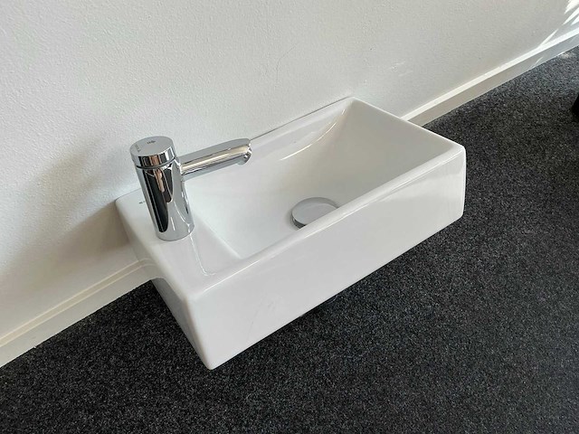 Geberit - fonteinset - afbeelding 3 van  6
