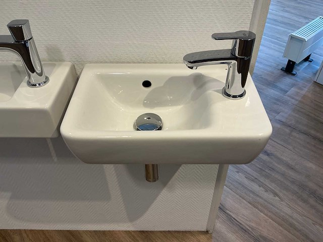 Geberit - fonteinset - afbeelding 2 van  9