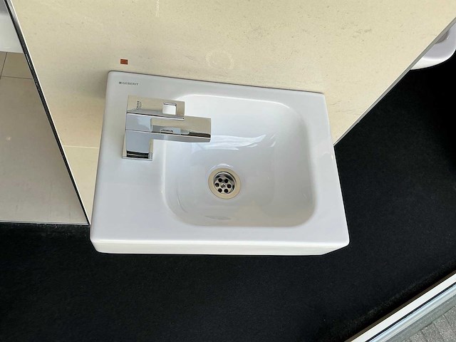 Geberit - icon - fonteinmeubel set - afbeelding 2 van  6