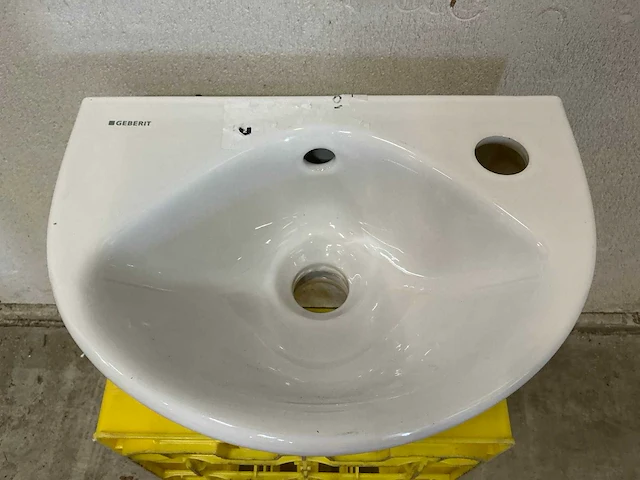 Geberit - renova - fontein 36 cm - afbeelding 5 van  9