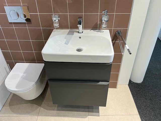 Geberit - smyle - badmeubelset 60 cm - afbeelding 12 van  16