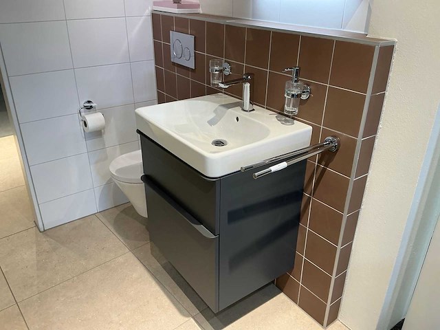 Geberit - smyle - badmeubelset 60 cm - afbeelding 14 van  16
