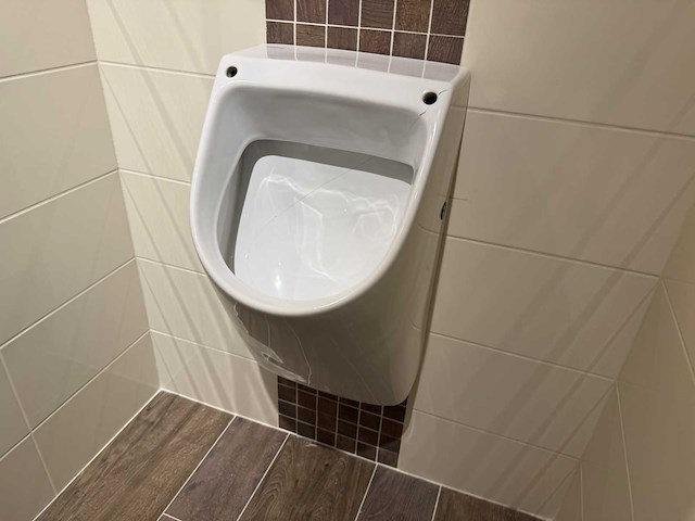 Geberit - urinoir - afbeelding 1 van  4