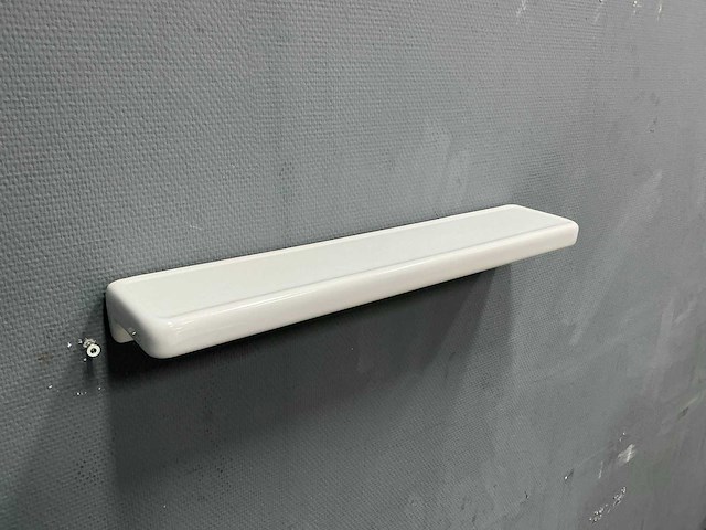 Geberit- 300 basic - badkamer wandplank 60 x 12 x 6 cm - afbeelding 3 van  7