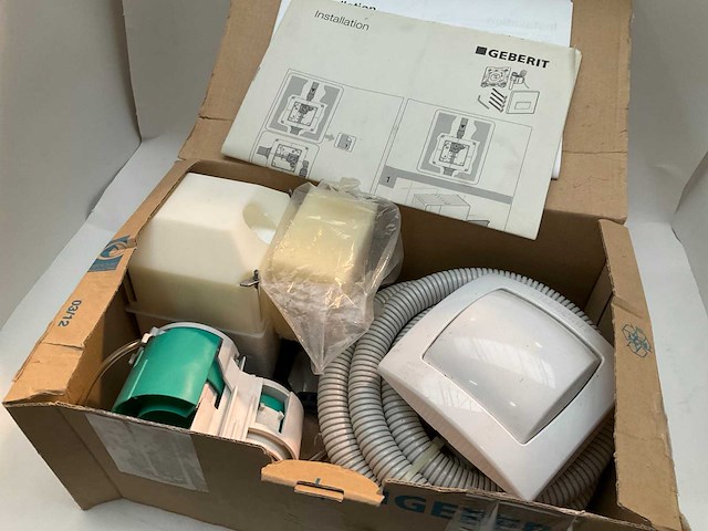 Geberit 115.941.11.1 1-knops pneumatische handdrukker hytouch - afbeelding 2 van  3