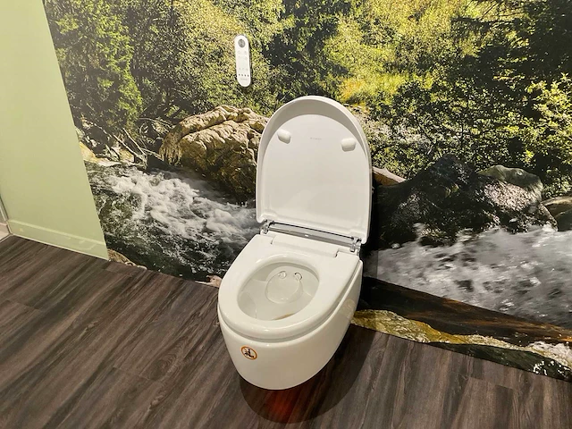 Geberit aquaclean toilet - afbeelding 1 van  5