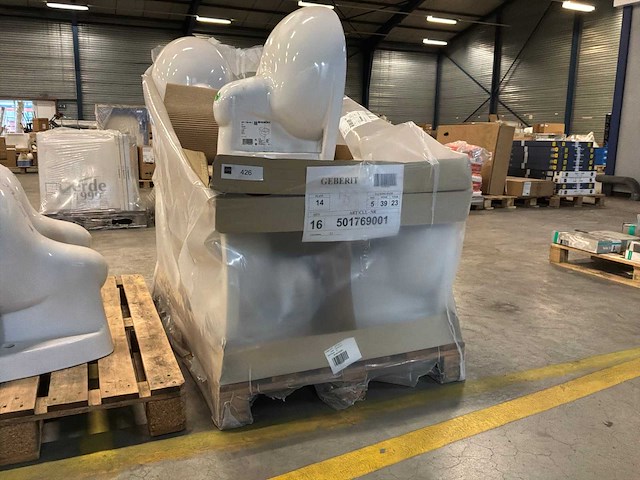 Geberit bastia toilet (11x) - afbeelding 3 van  6