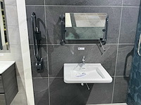 Geberit / delabie rolstoel wastafelopstelling - afbeelding 5 van  7