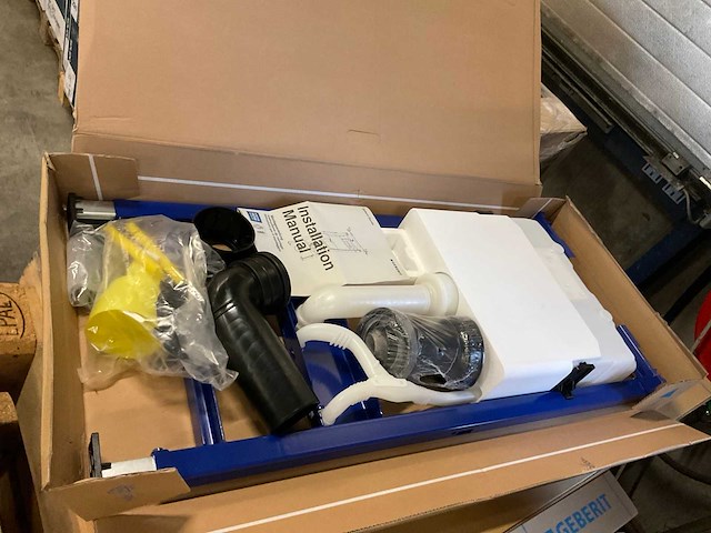 Geberit duofix basic delta inbouwreservoir met bedieningspaneel - afbeelding 1 van  7