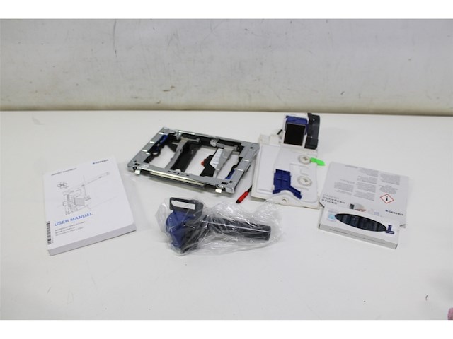 Geberit duofresh automatisch en stickhouder sigma 8cm glans chroom - afbeelding 2 van  3