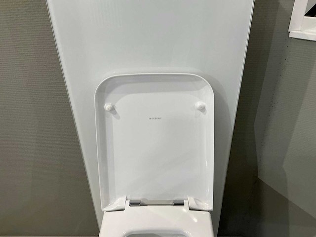 Geberit icon square randloos wandcloset - afbeelding 4 van  7