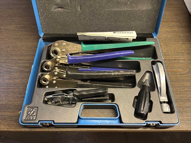 Geberit mepla persbek tangen set - afbeelding 1 van  4