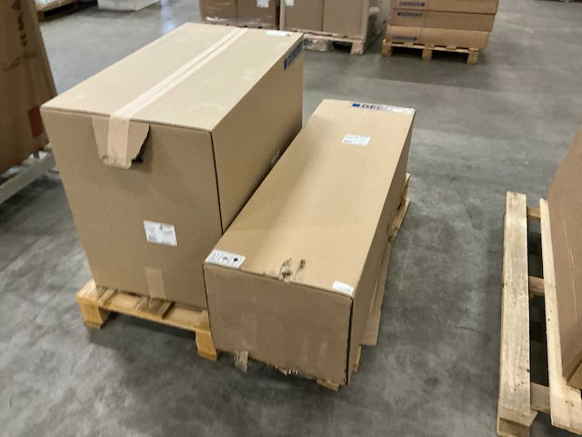 Geberit smyle square badkamerkast (2x) - afbeelding 1 van  3
