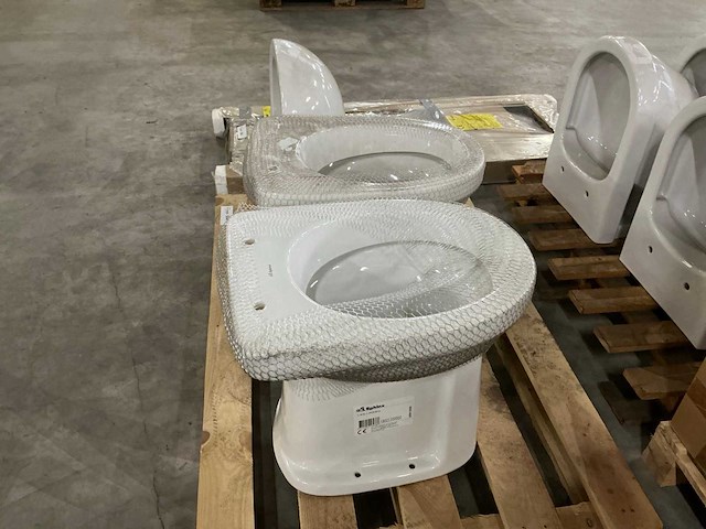 Geberit / sphinx toilet (3x) - afbeelding 3 van  5