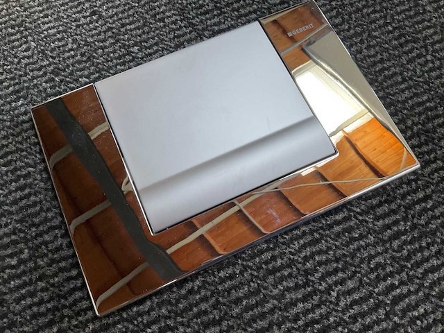 Geberit tango bedieningspaneel - afbeelding 1 van  3
