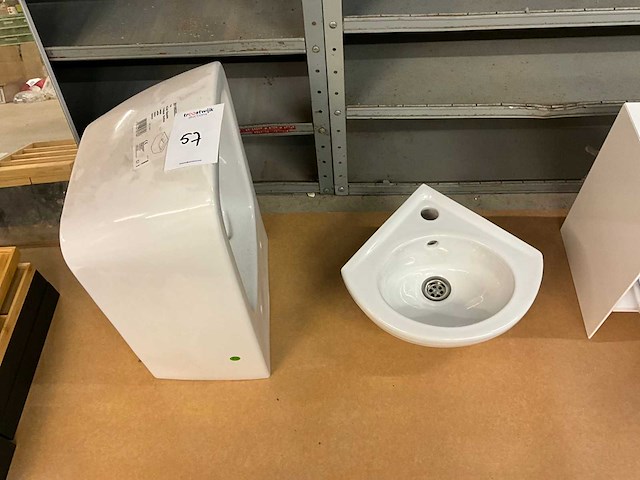 Geberit toilet en fontein - afbeelding 1 van  4
