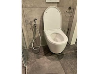 Geberit wandcloset met bidetkraan - afbeelding 3 van  4