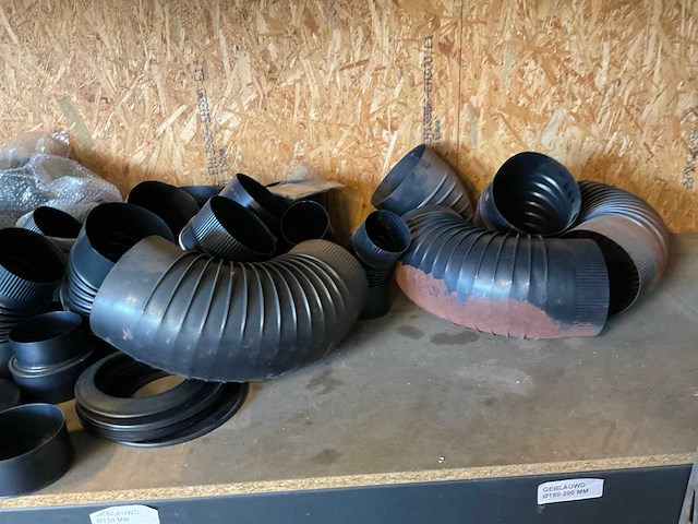 Geblauwde schoorsteenpijp - afbeelding 2 van  5