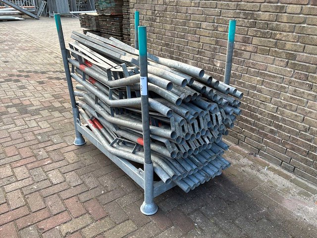 Gebogen leuningstaander (80x) - afbeelding 3 van  5