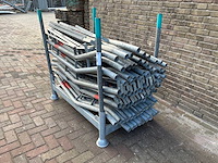 Gebogen leuningstaander (80x) - afbeelding 3 van  5