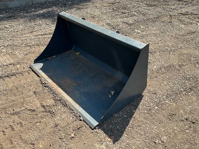 Gebr. geens dichte bak 1275mm passend knikmops voorzetapparatuur ongebruikt - afbeelding 1 van  9