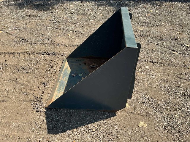 Gebr. geens dichte bak 810mm passend knikmops voorzetapparatuur ongebruikt - afbeelding 2 van  9
