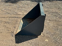 Gebr. geens dichte bak 810mm passend knikmops voorzetapparatuur ongebruikt - afbeelding 2 van  9