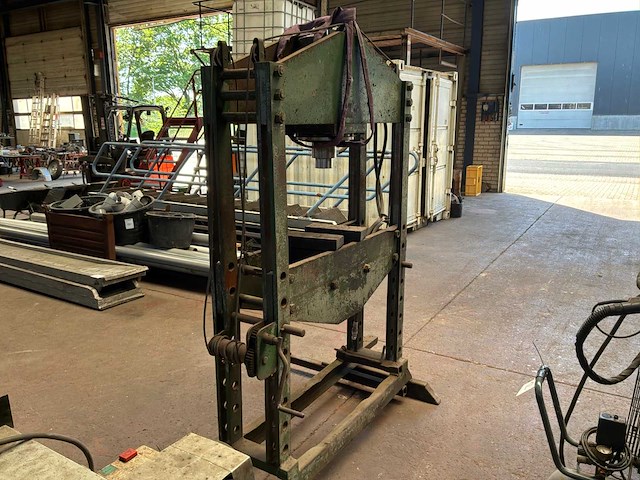 Gebr. larkens & bierijm hydraulische pers - afbeelding 4 van  6