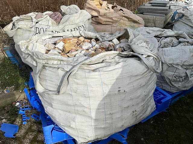 Gebroken natuursteen - afbeelding 4 van  4