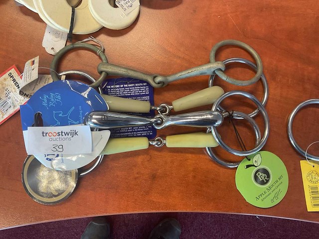 Gebroken trens (4x) - afbeelding 1 van  2