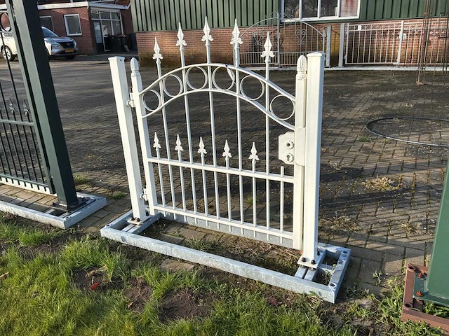 Gebron tuinpoort - afbeelding 1 van  3