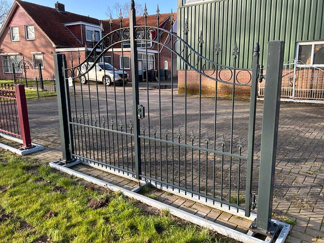 Gebron tuinpoort - afbeelding 1 van  2