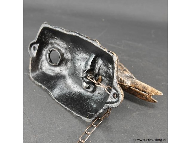 Gebronzed ijzeren specht als deurklopper - afbeelding 5 van  5