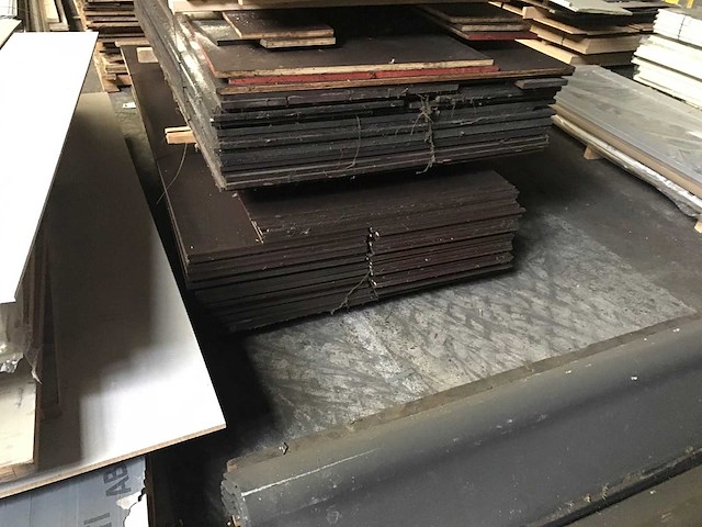 Gebruikt betonplex diverse diktes (3x) - afbeelding 3 van  3
